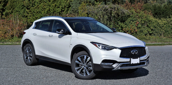 2018 Infiniti QX30 Premium AWD