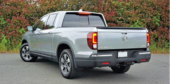 19_honda_ridgeline_awd_00700