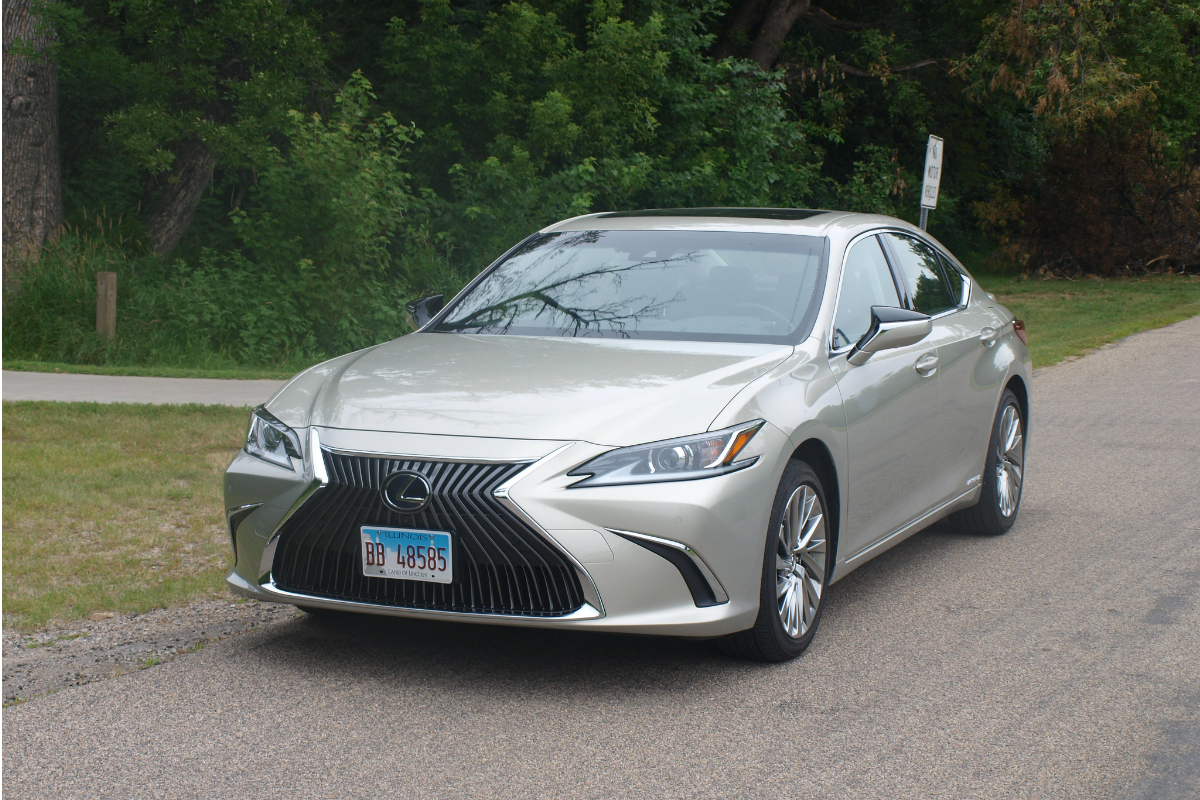 2019 Lexus ES 300h