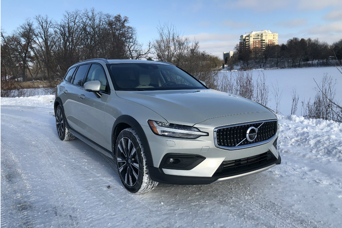 2020 Volvo V60 Cross Country