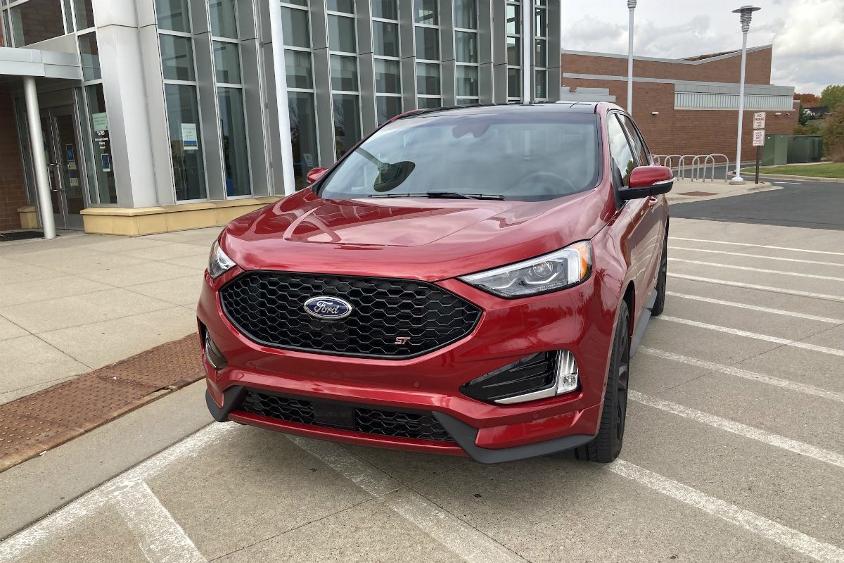 2020 Ford Edge ST