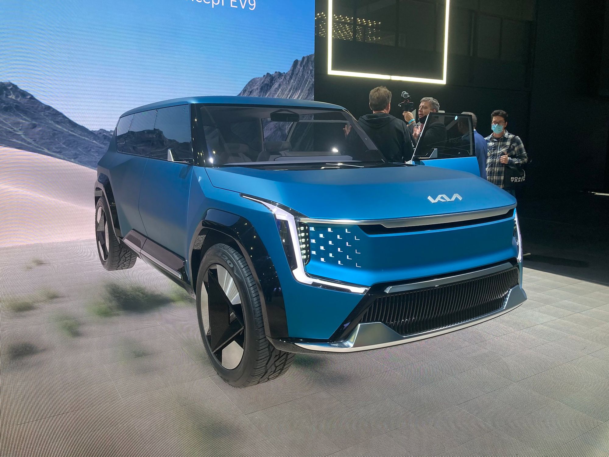 Hyundai, Kia and Subaru Debut New Electric SUVs at Los Angeles Auto Show