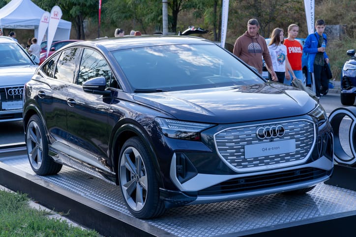 Audi Q4 e-tron: Carving Up the Electric SUV Landscape