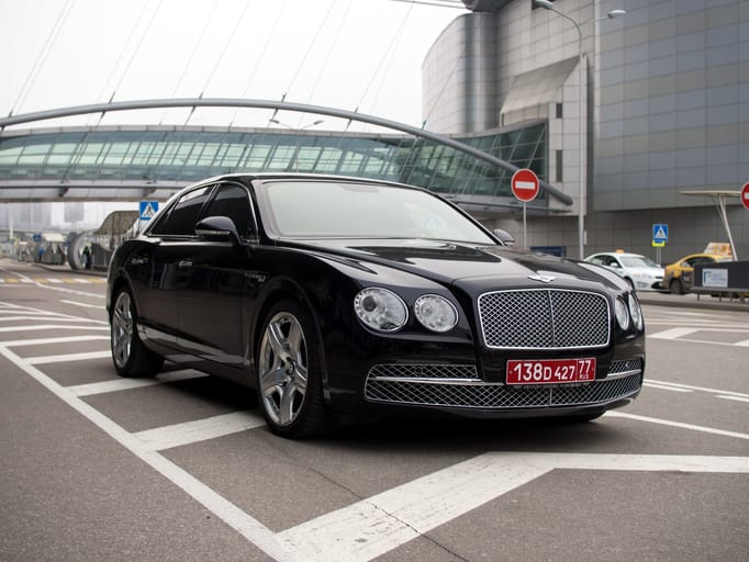 The Pinnacle of Opulence: Unveiling the Bentley Continental Flying Spur