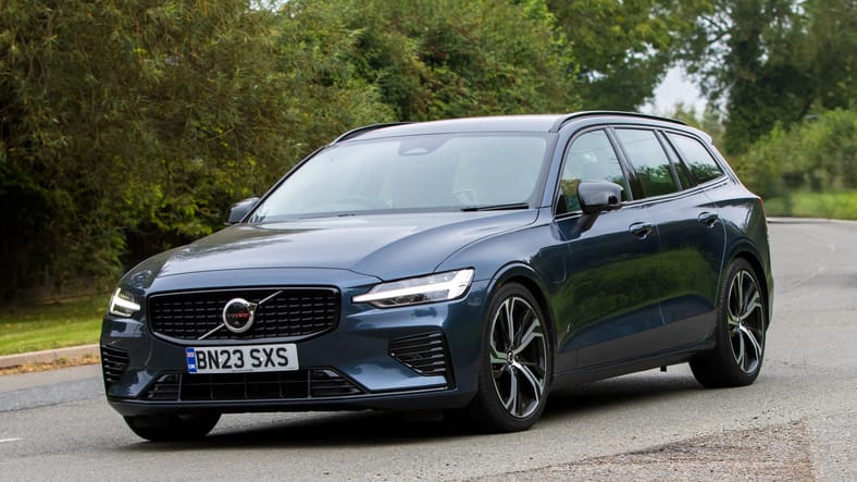 The Volvo V60 Recharge: A Stylish Wagon Merging Power with Efficiency