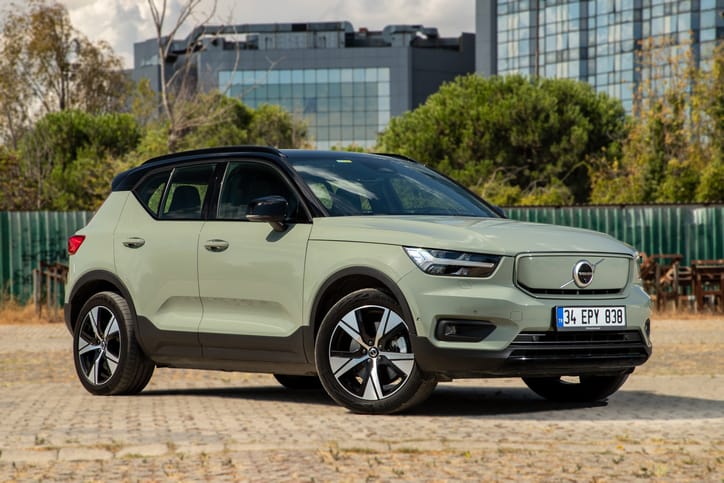 The 2024 Volvo XC40 Recharge: A Potent Blend of Luxury, Performance, and Sustainability