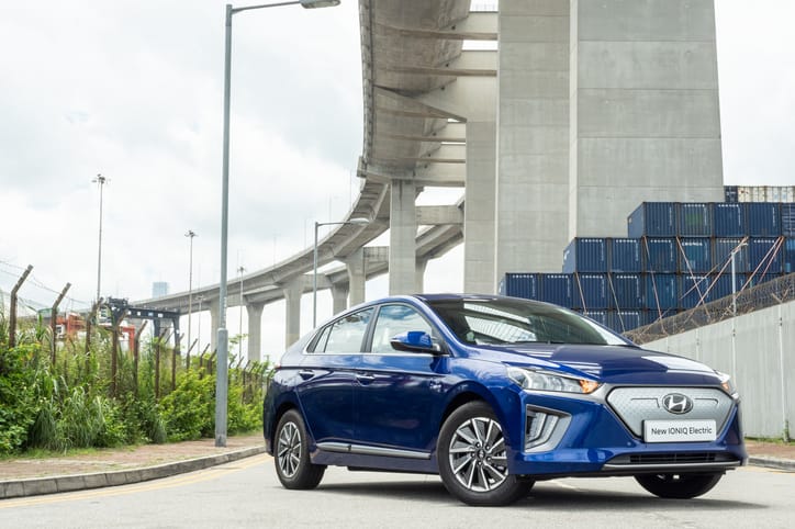 Hybrid Hatchback Head-to-Head: Toyota Prius vs. Hyundai Ioniq Hybrid