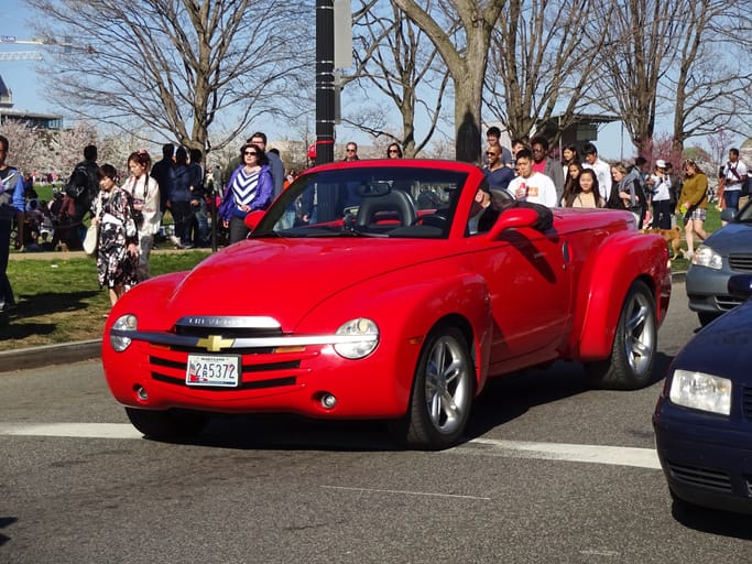 The Chevrolet SSR: A Retro Revolution on Wheels