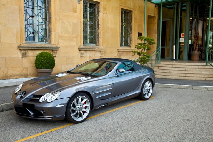 The Mercedes-Benz SLR McLaren: A Marriage of German Luxury and British Performance