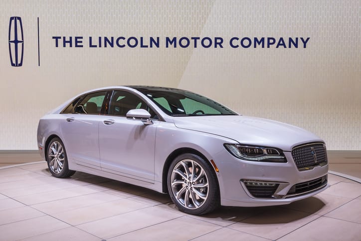 Lincoln MKZ Hybrid: A Look Back at Discontinued Luxury with Green Credentials