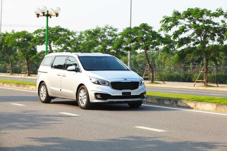 The Kia Sedona: A Spacious and Stylish Minivan for Modern Families