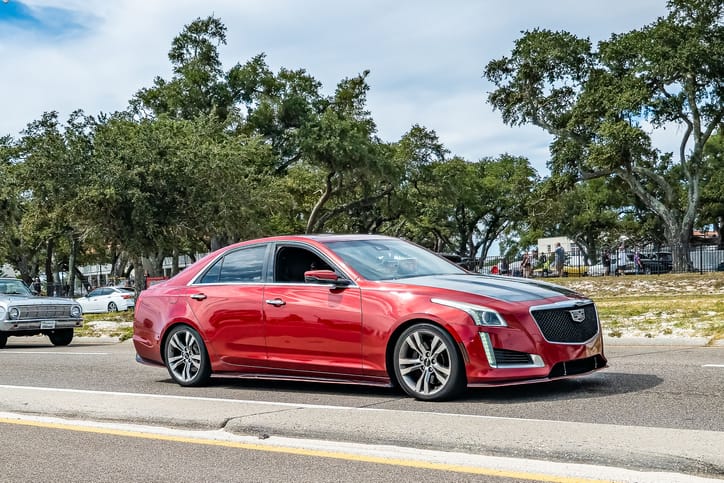 2025 Cadillac CT4-V: Sharpening the Edge of Sport Sedan Performance